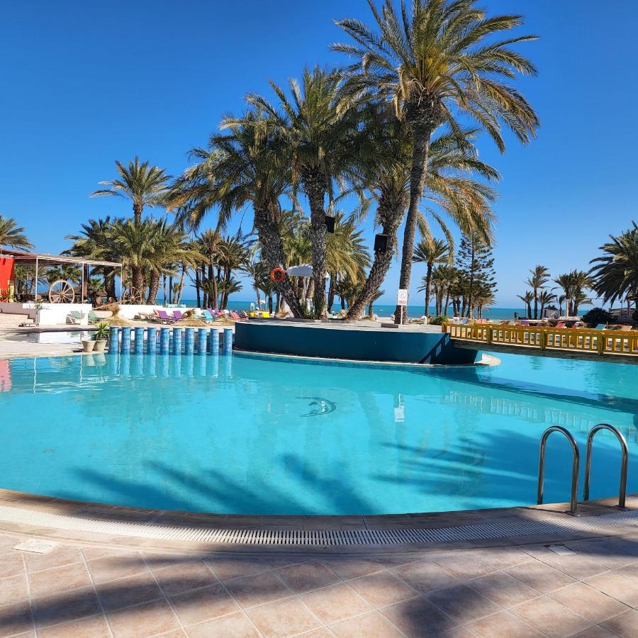 Golf Beach & Thalasso- Families And Couples Триффа Экстерьер фото