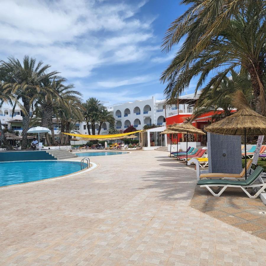 Golf Beach & Thalasso- Families And Couples Триффа Экстерьер фото