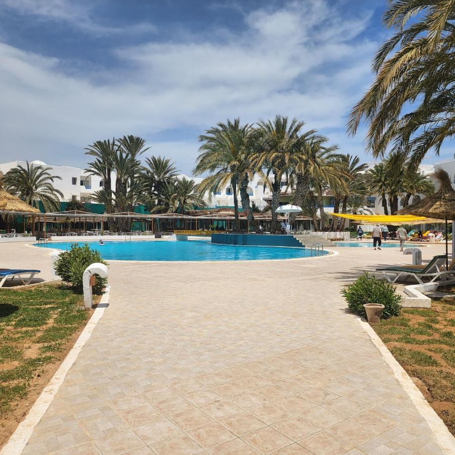 Golf Beach & Thalasso- Families And Couples Триффа Экстерьер фото